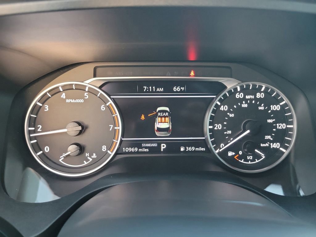 Certified 2025 Nissan Rogue S image 17