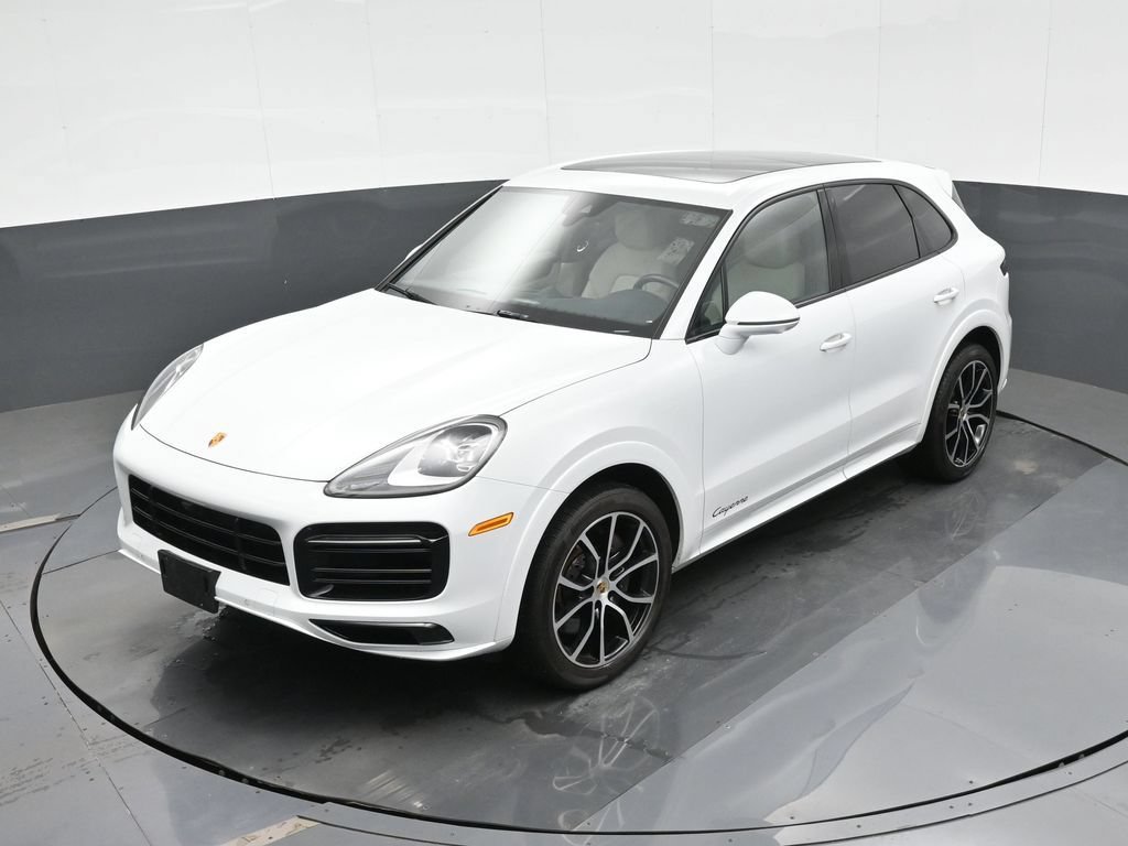 Certified 2023 Porsche Cayenne AWD/4WD image 26