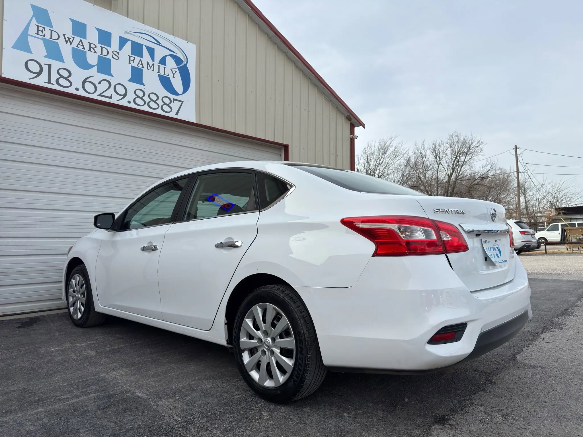 Used 2018 Nissan Sentra S image 21