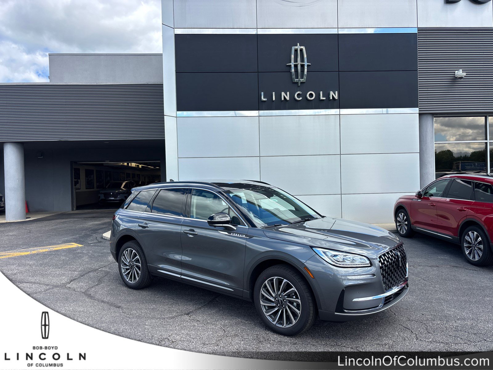 New 2026 Lincoln Corsair Reserve w/ Rear Removable Package Tray