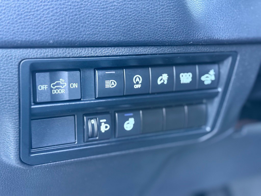 Used 2023 Toyota Tundra SR5 w/ SR5 Premium Package AWD/4WD image 17