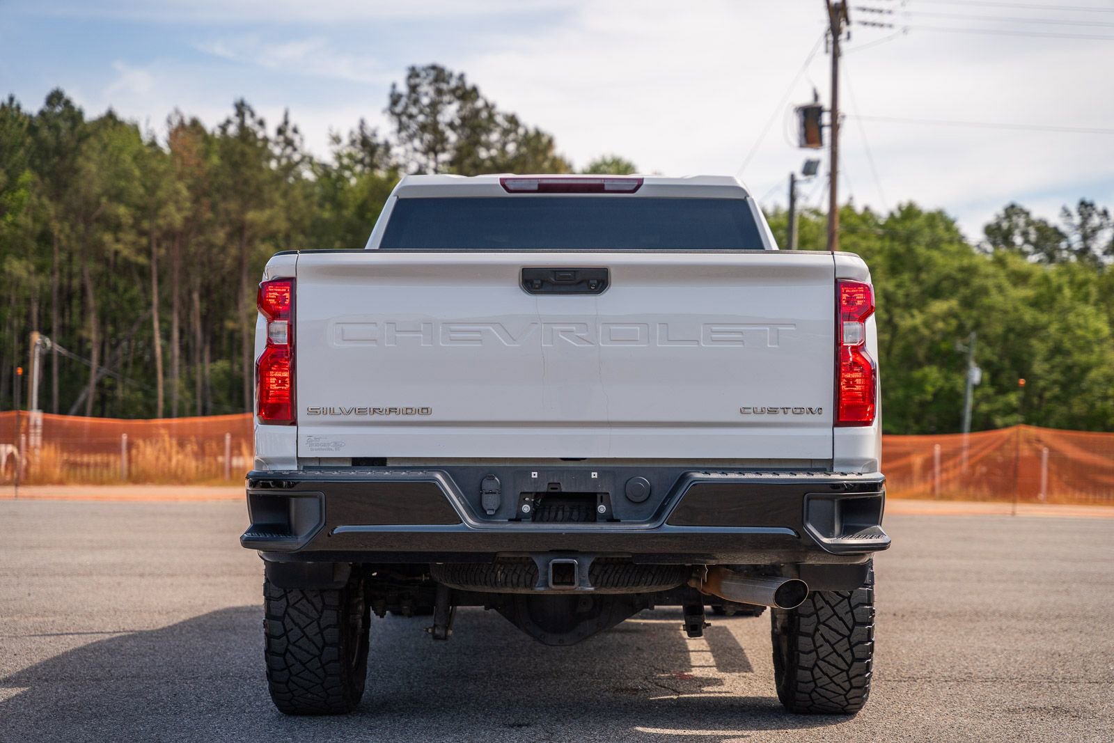 Used 2022 Chevrolet Silverado 2500 Custom w/ Custom Value Package image 6