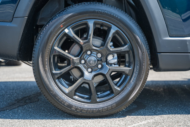 New 2026 Jeep Compass Latitude AWD/4WD image 22