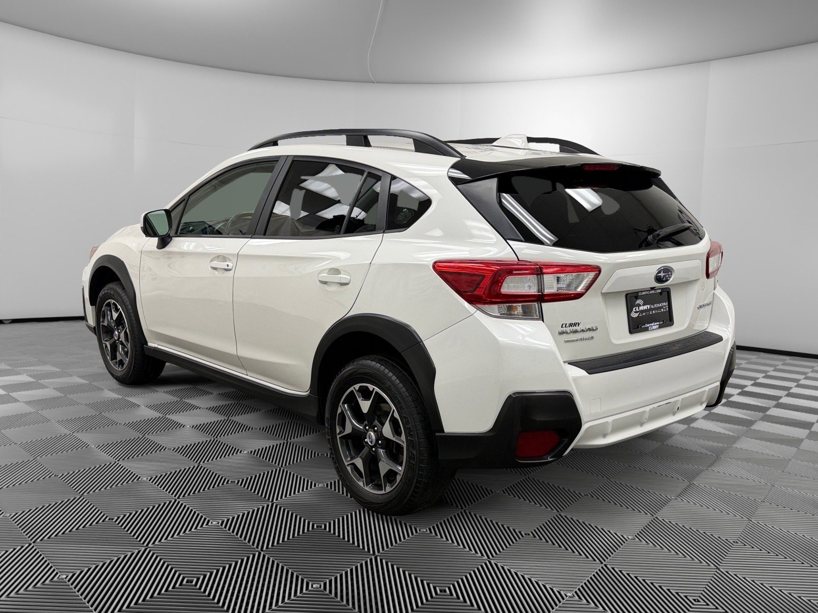Used 2018 Subaru Crosstrek 2.0i Premium w/ Eyesight System image 3