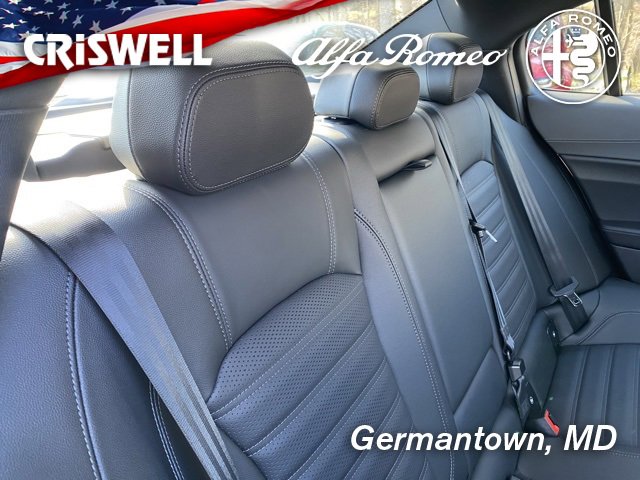 New 2024 Alfa Romeo Giulia Quadrifoglio w/ Active Assist Plus Package image 39