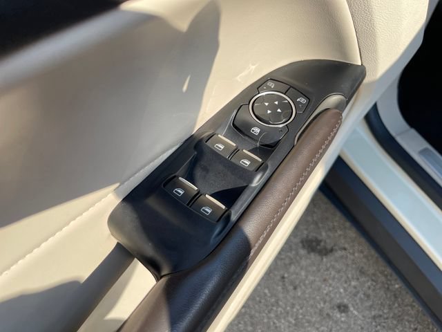 Used 2018 Lincoln MKC Premiere AWD/4WD image 11