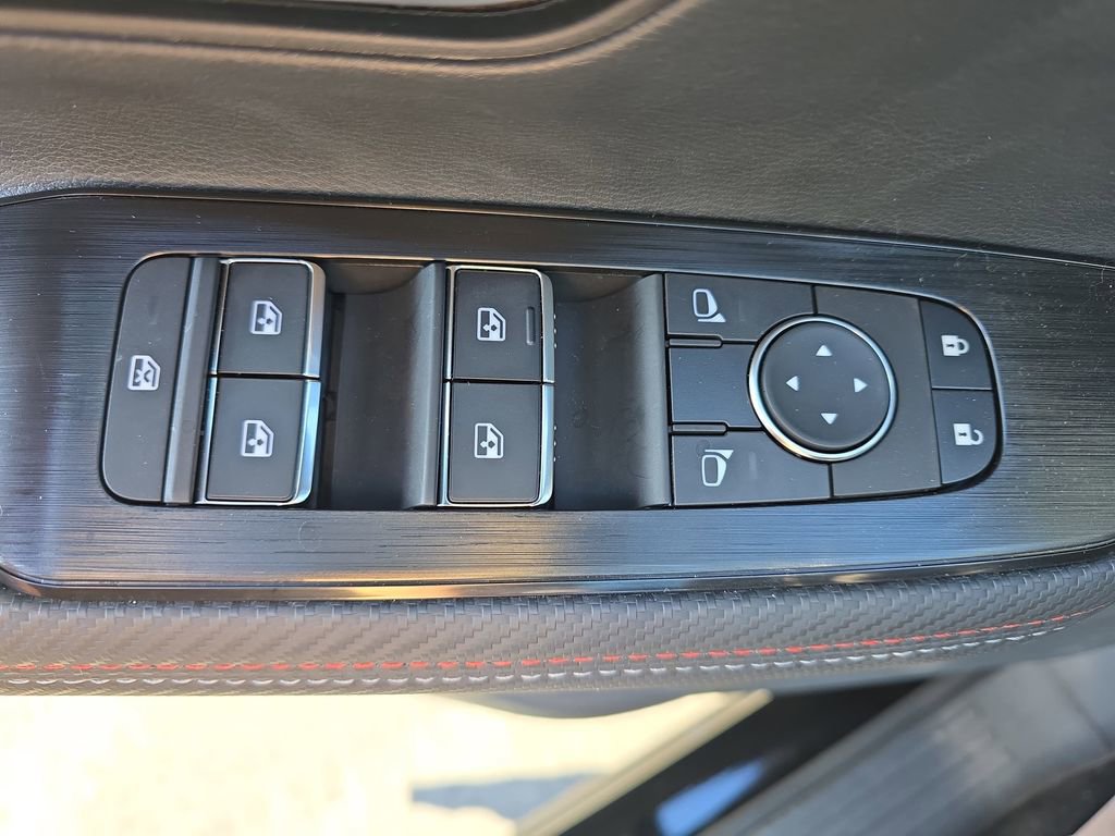 New 2026 Nissan Kicks SR w/ SR Premium Package FWD image 30