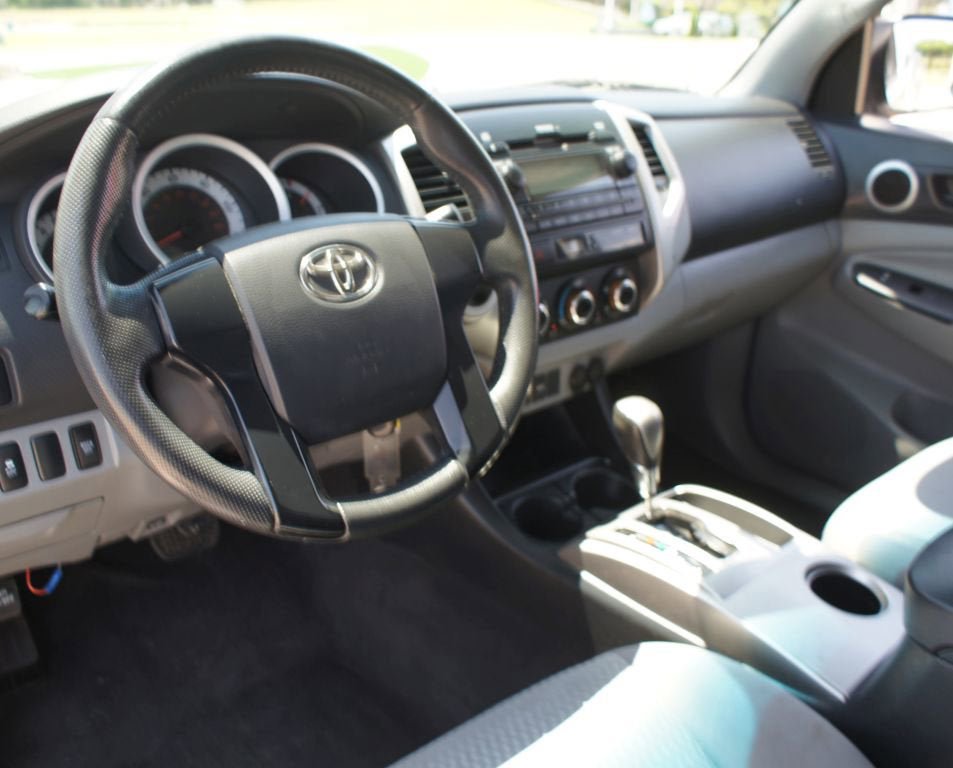 Used 2012 Toyota Tacoma 4x4 Access Cab w/ SR5 Pkg image 10