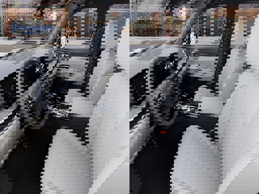 New 2026 Kia Sorento SX Prestige image 17