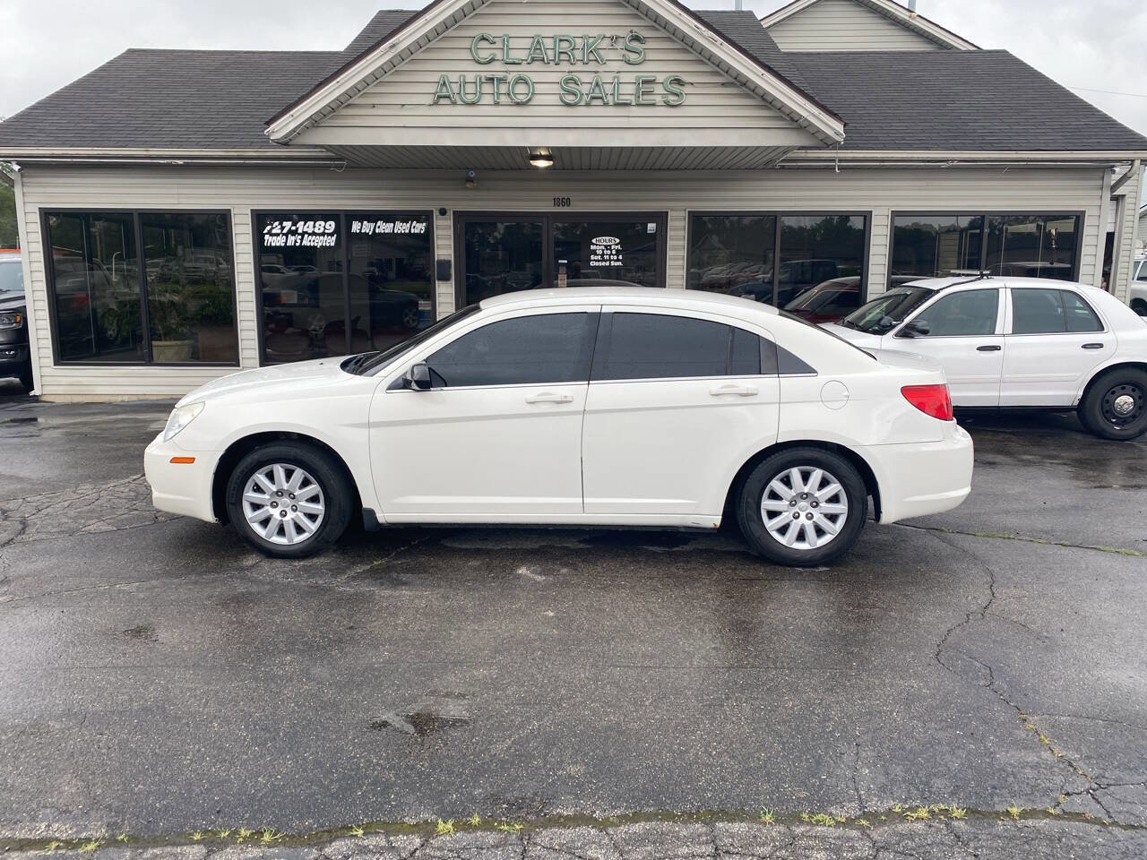 Used 2010 Chrysler Sebring Touring