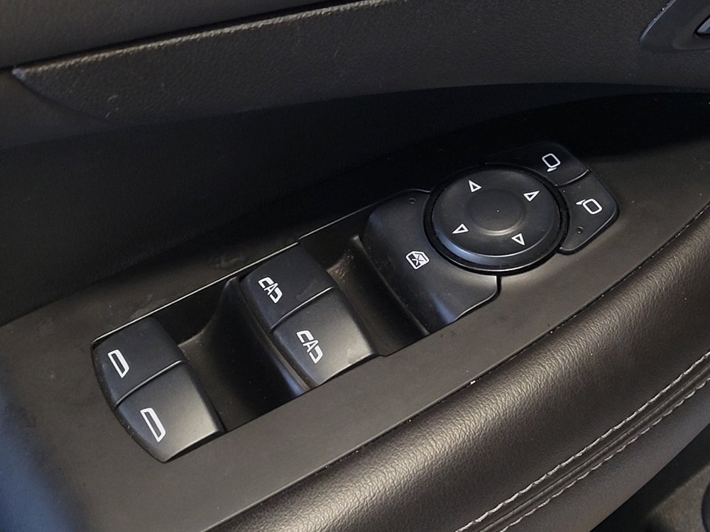 Used 2017 Buick LaCrosse Essence w/ Sun and Shade Package FWD image 27