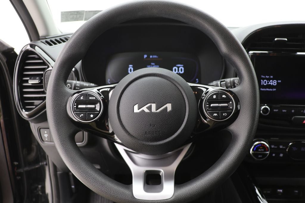 Used 2023 Kia Soul S FWD image 16