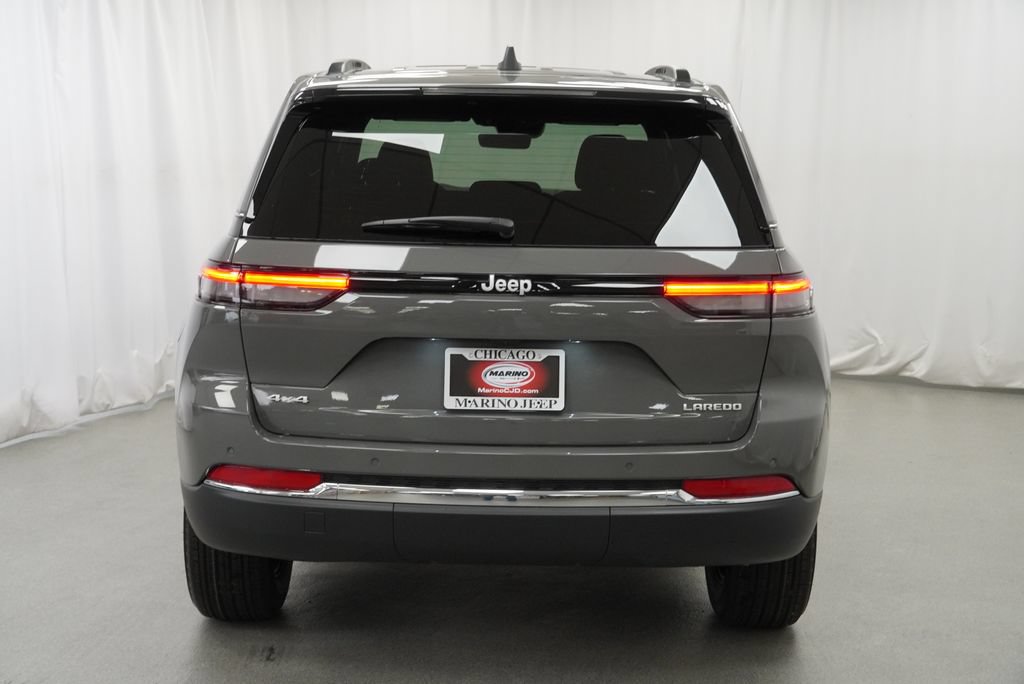 New 2027 Jeep Grand Cherokee Laredo AWD/4WD image 10
