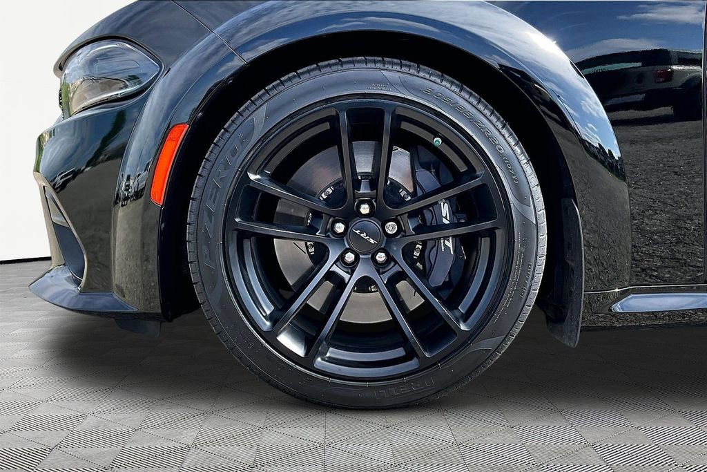Used 2022 Dodge Charger SRT Hellcat w/ Harman/Kardon Audio Group RWD image 9