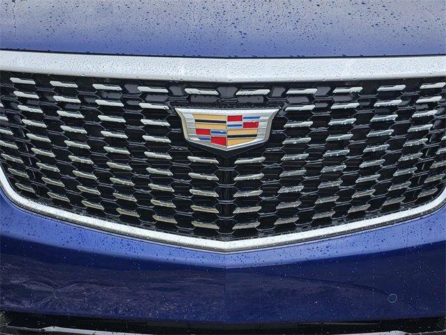 New 2026 Cadillac XT5 Luxury image 9