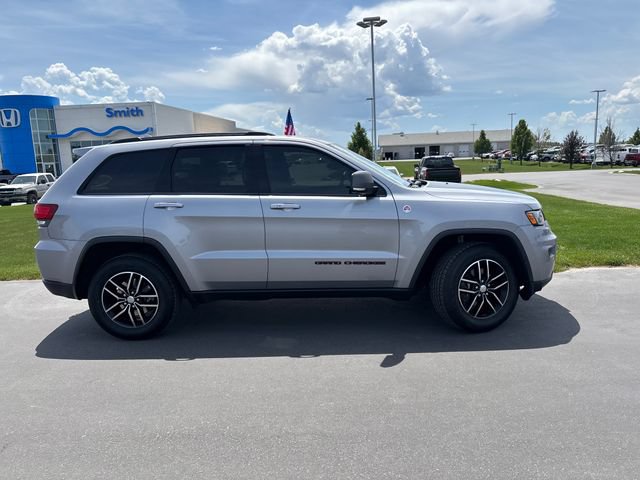Used 2017 Jeep Grand Cherokee Trailhawk AWD/4WD video 2