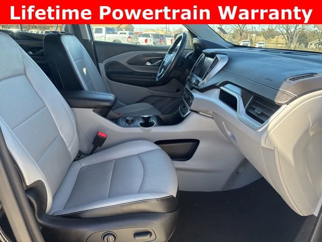 Used 2024 GMC Terrain SLT image 16