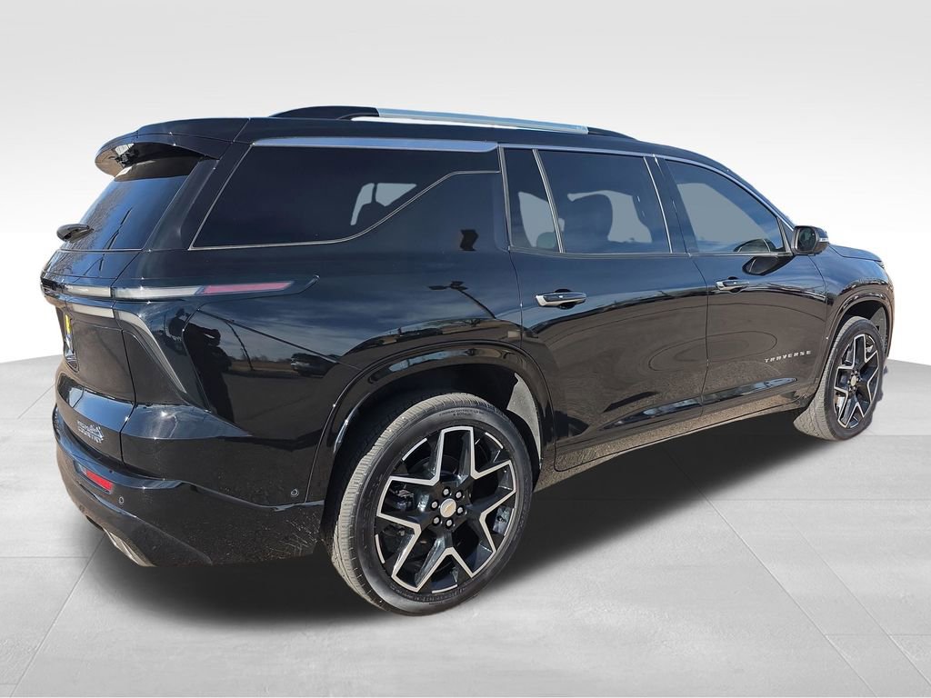Used 2025 Chevrolet Traverse High Country image 5