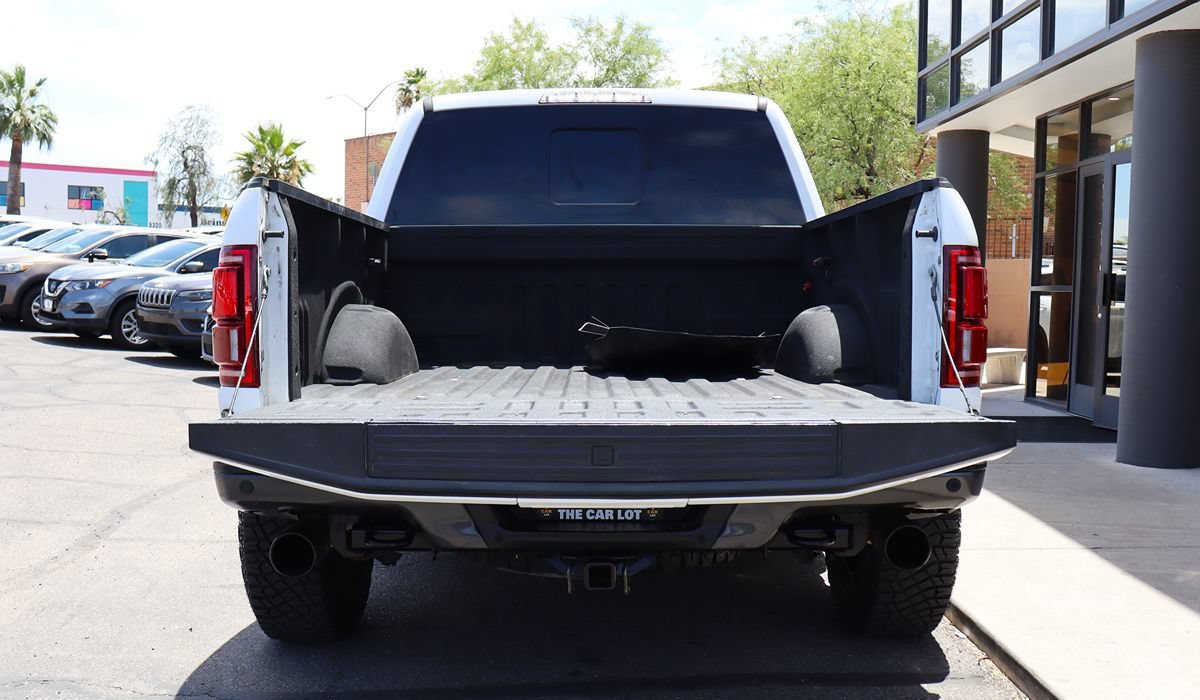 Used 2019 Ford F150 Raptor w/ Equipment Group 802A Luxury AWD/4WD image 23