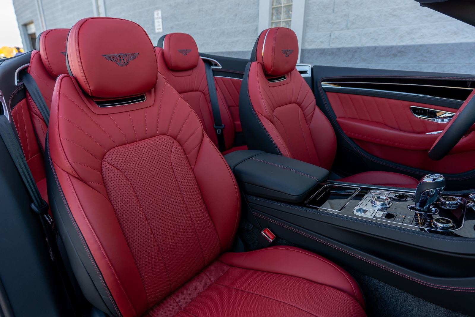 Certified 2024 Bentley Continental GT image 39