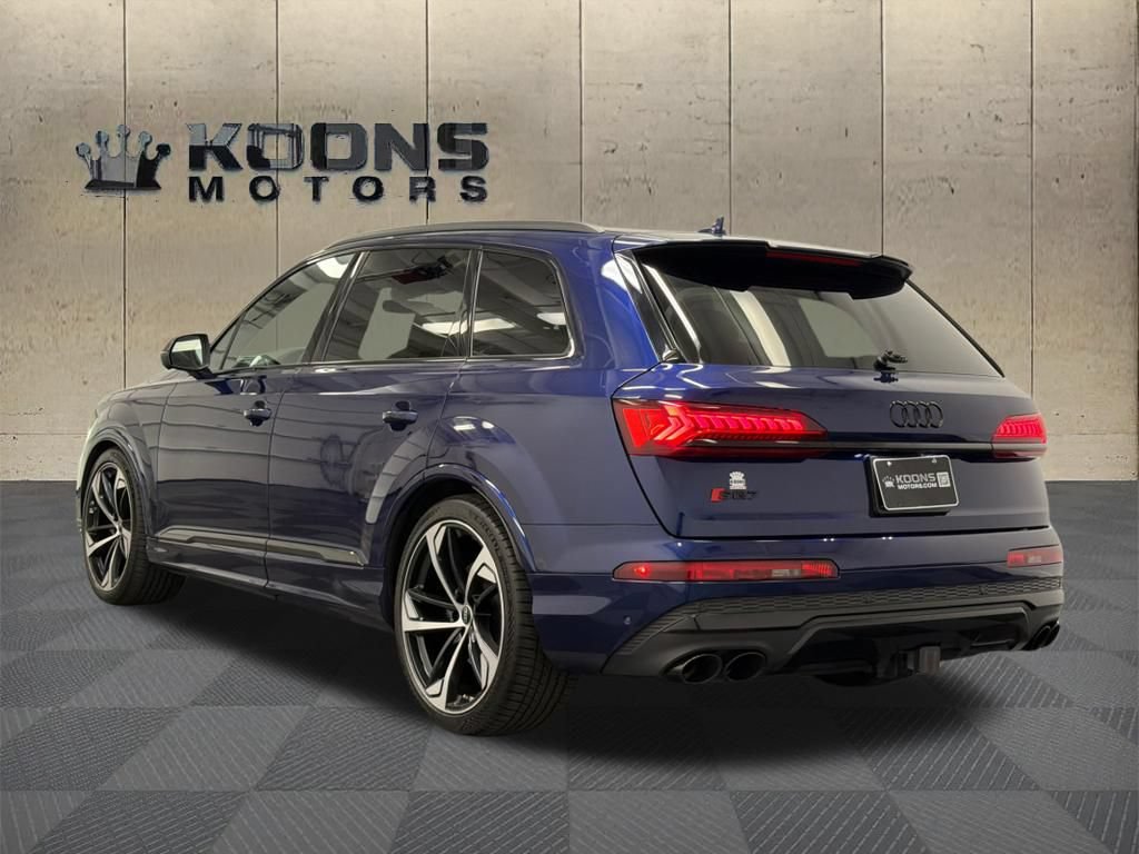 Used 2024 Audi SQ7 Premium Plus w/ Carbon Package AWD/4WD image 6