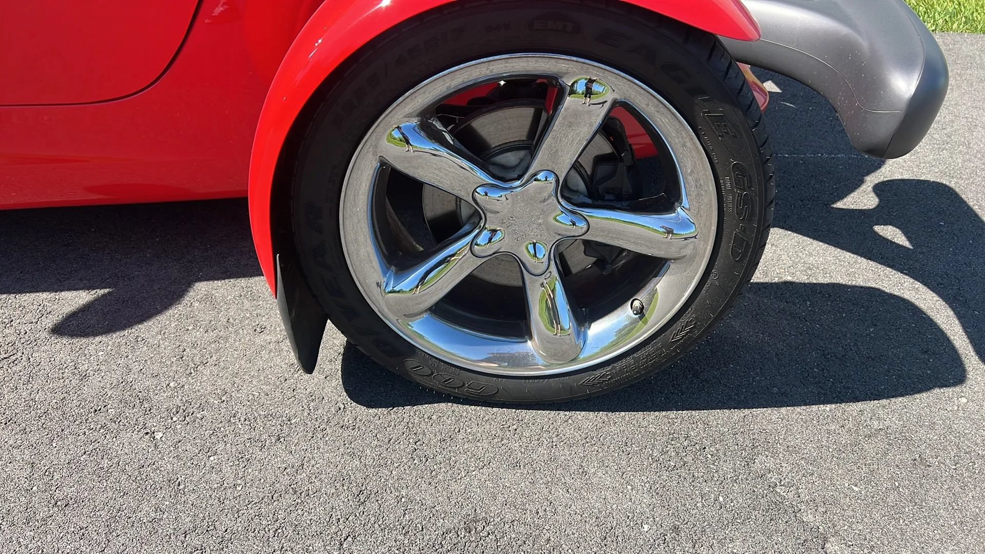 Used 1999 Plymouth Prowler RWD image 27