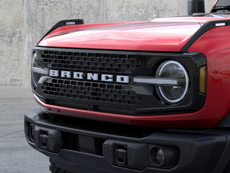 New 2025 Ford Bronco Badlands image 32