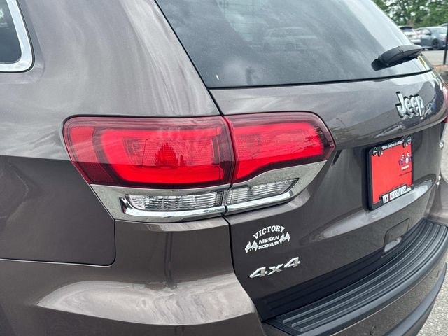 Used 2020 Jeep Grand Cherokee Laredo w/ Laredo X Package AWD/4WD image 13