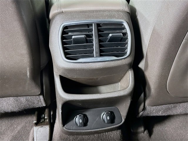 Used 2019 Hyundai Santa Fe SE image 25