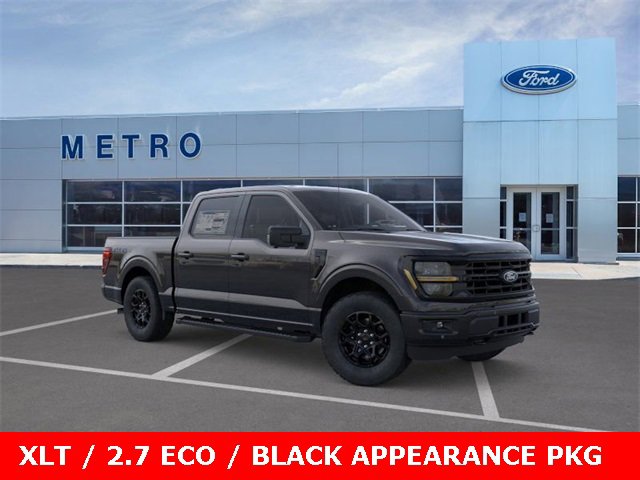New 2025 Ford F150 XLT w/ Equipment Group 302A MID