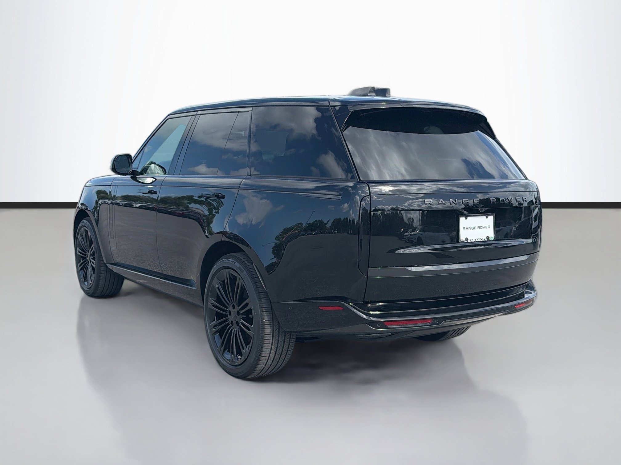 New 2026 Land Rover Range Rover SE AWD/4WD image 3