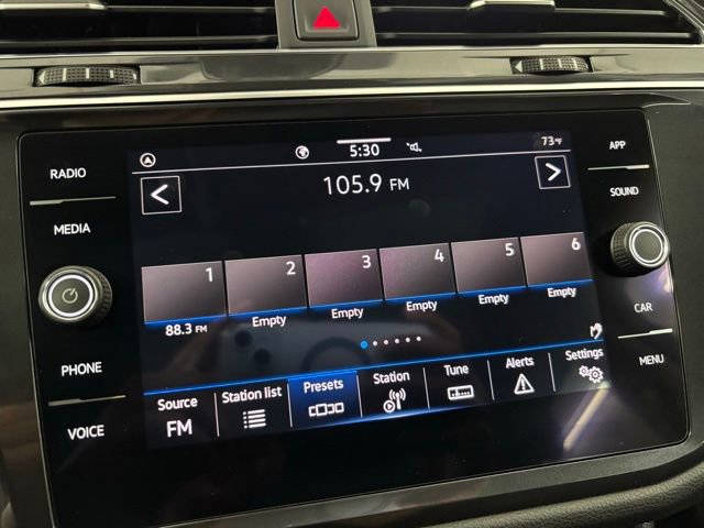 Used 2022 Volkswagen Tiguan SE image 21