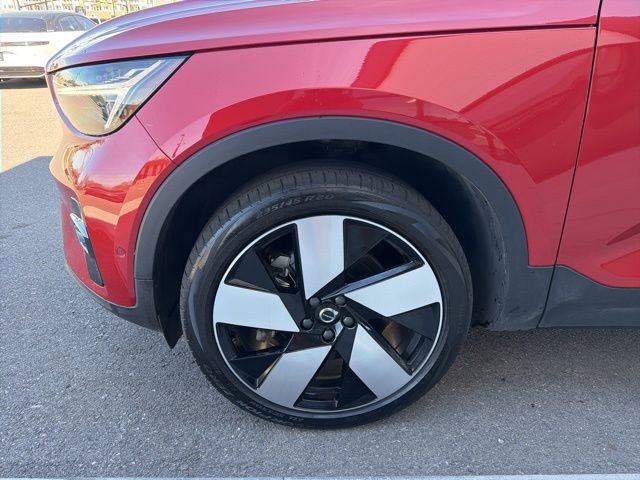 Used 2024 Volvo C40 P8 Recharge Ultimate w/ Protection Package Premier image 4