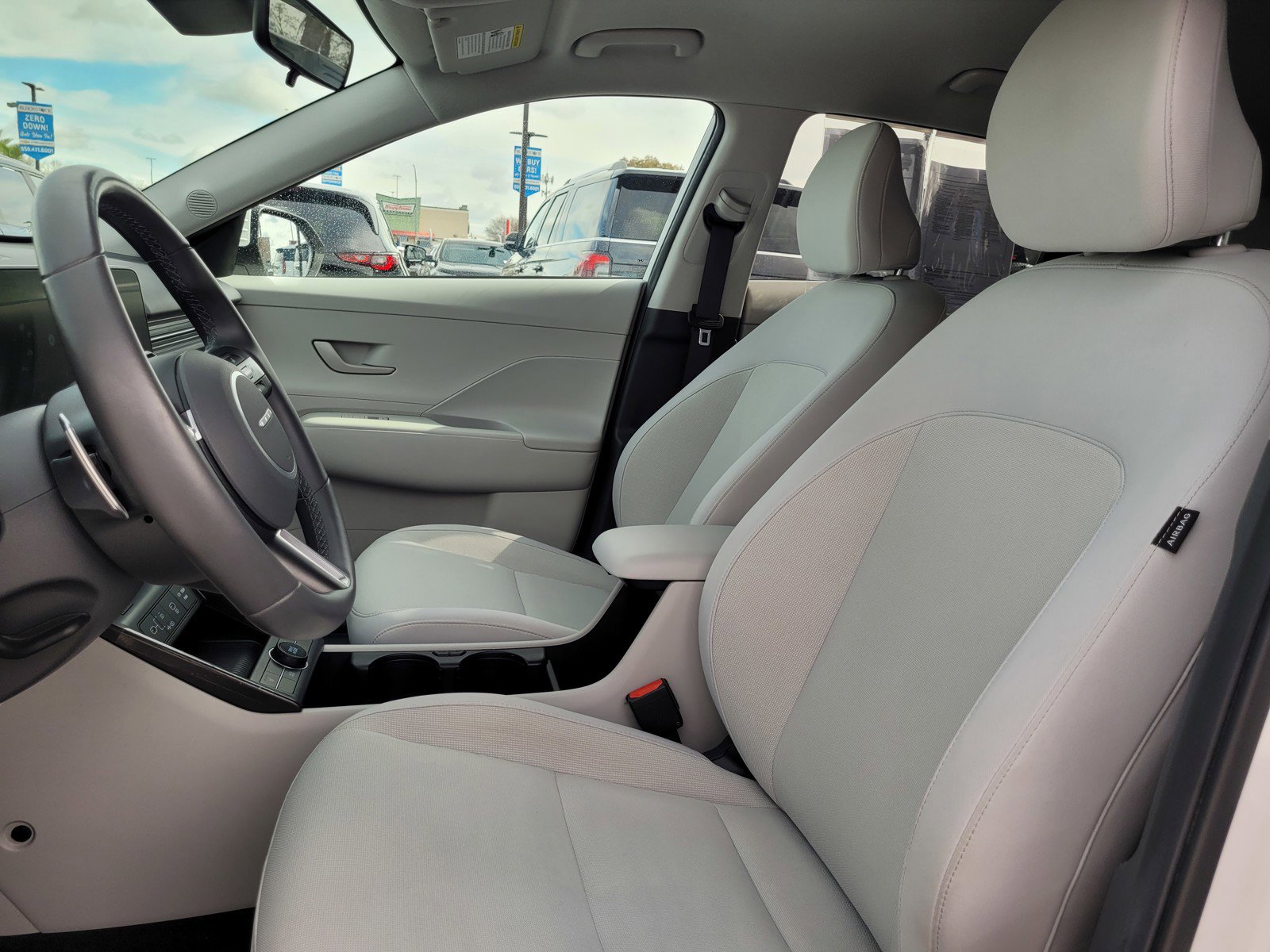 Used 2024 Hyundai Kona SEL image 10