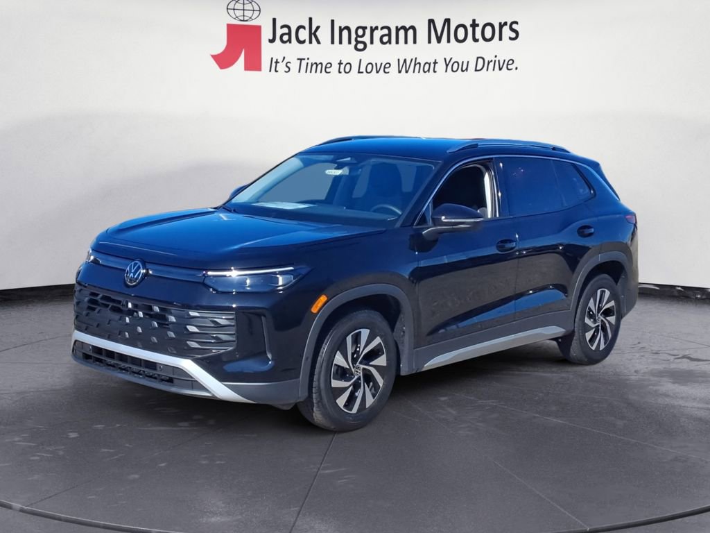 New 2026 Volkswagen Tiguan S image 1