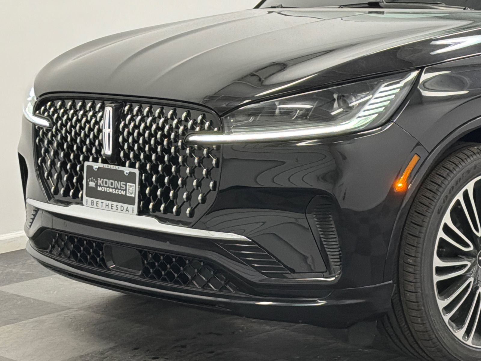 New 2026 Lincoln Aviator Black Label image 2