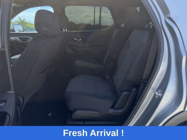 Used 2023 Chevrolet Traverse LT image 11
