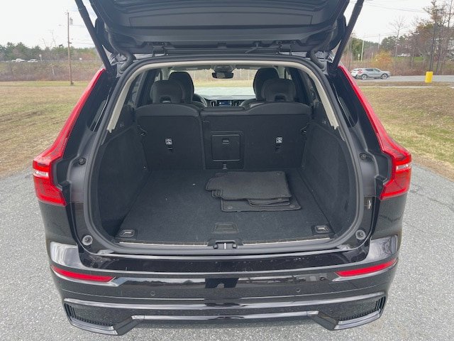 Used 2025 Volvo XC60 B5 Plus w/ Climate Package AWD/4WD image 10