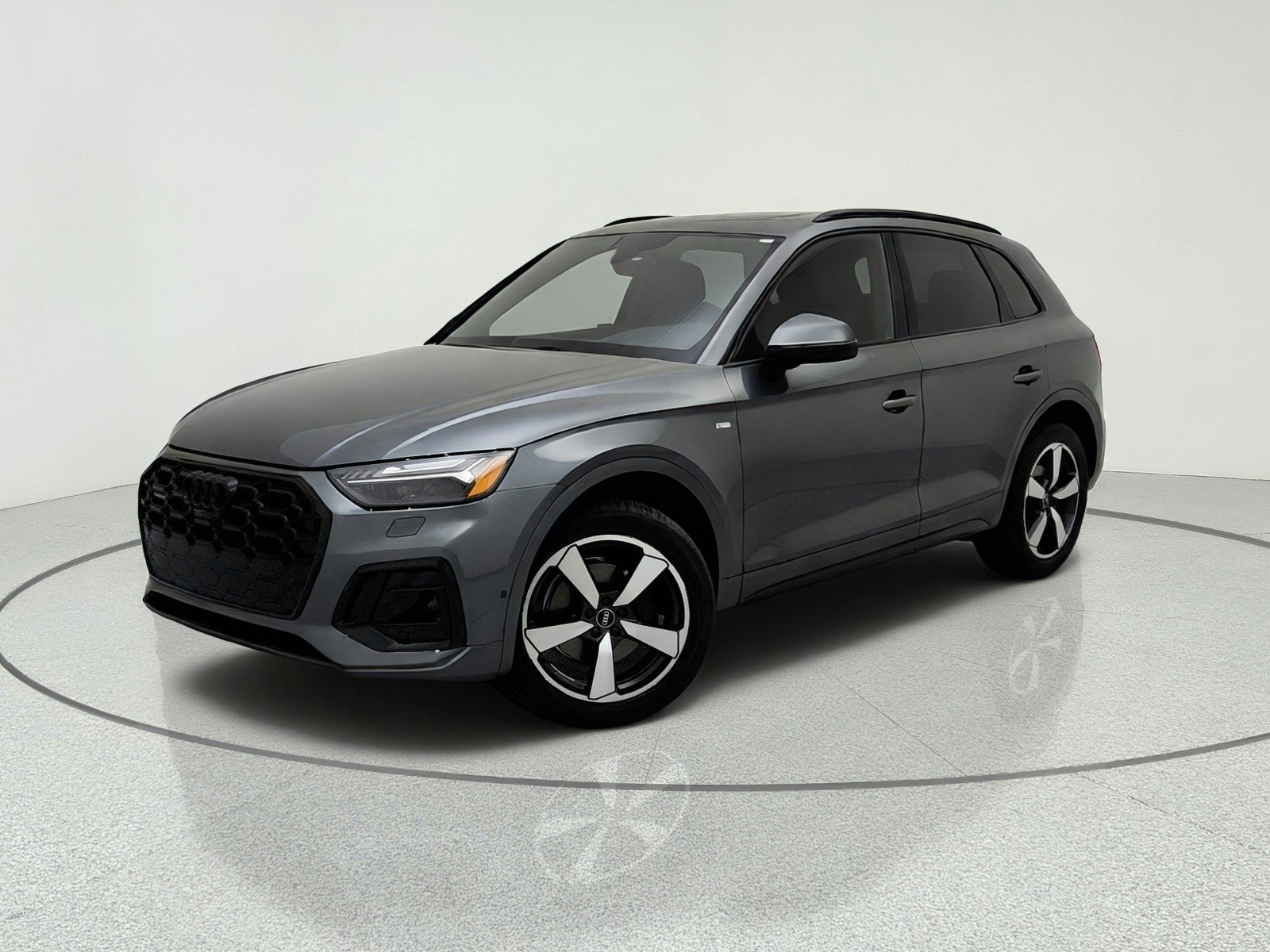 Used 2024 Audi Q5 2.0T Prestige