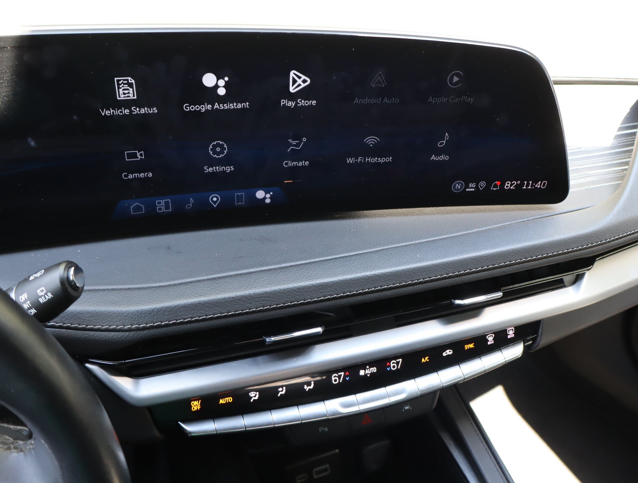Used 2025 Cadillac XT4 Premium Luxury FWD image 24