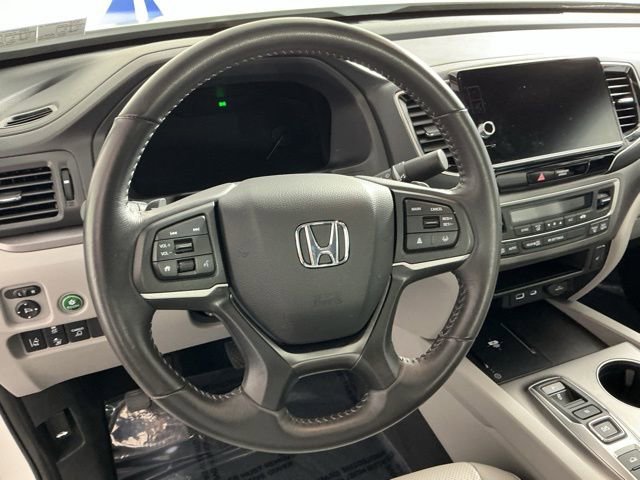 Certified 2025 Honda Ridgeline RTL image 16