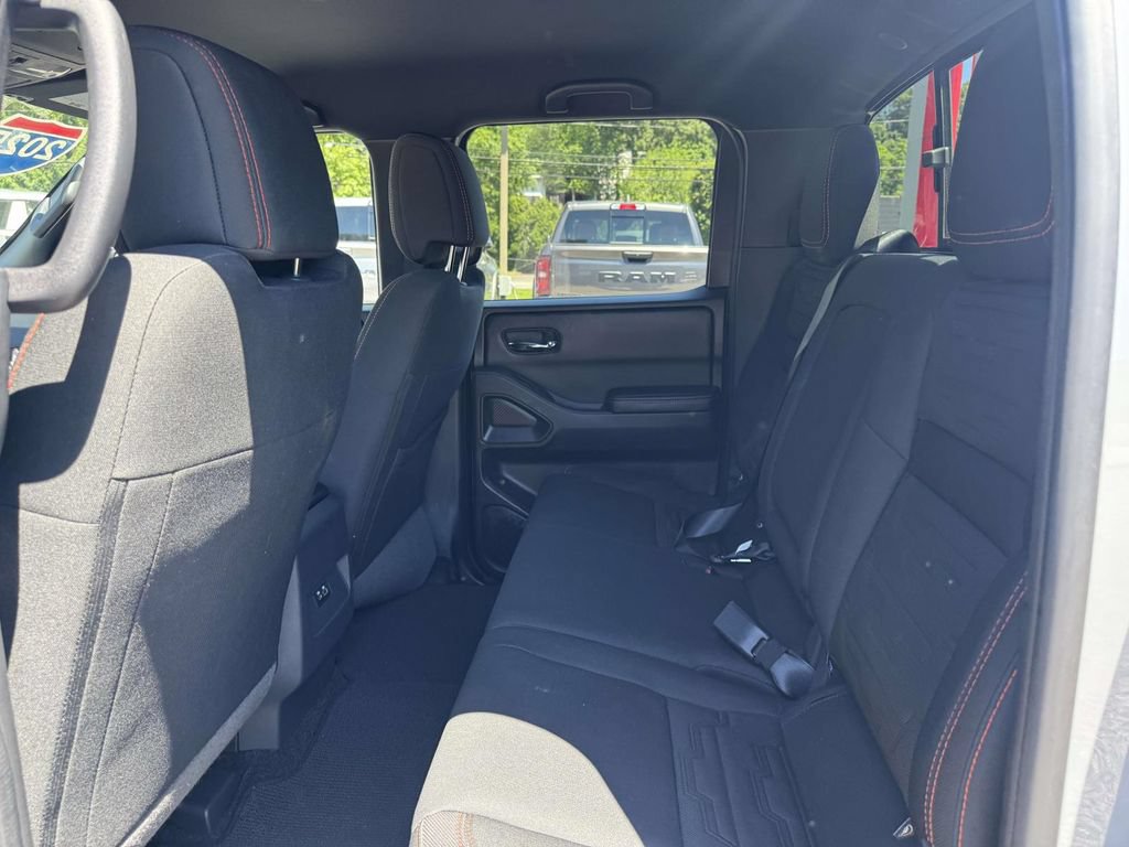 Certified 2025 Nissan Frontier PRO-4X AWD/4WD image 12