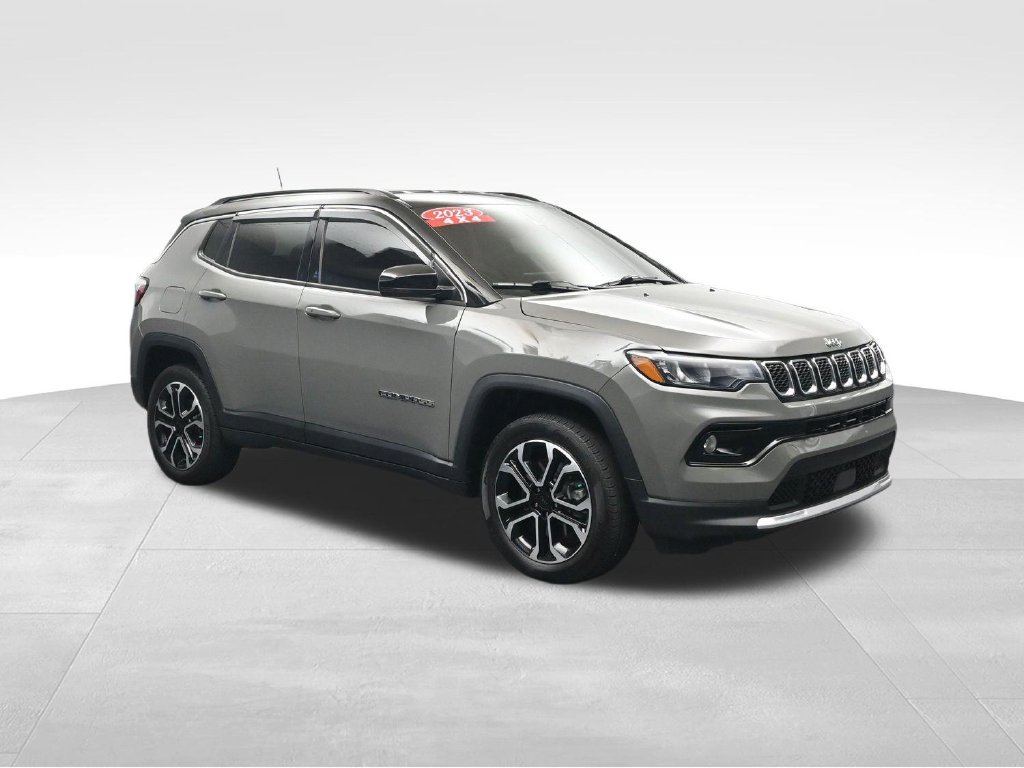 Used 2023 Jeep Compass Limited AWD/4WD image 7