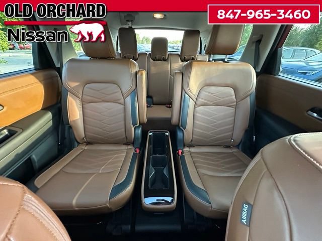 Used 2023 Nissan Pathfinder Platinum AWD/4WD image 13