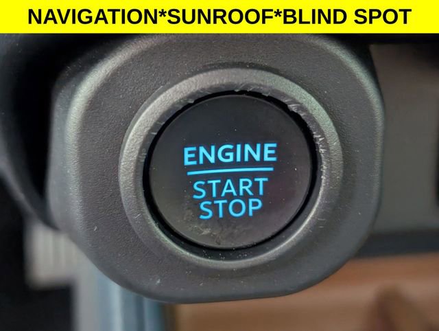 Used 2024 Ford Maverick Lariat FWD image 25