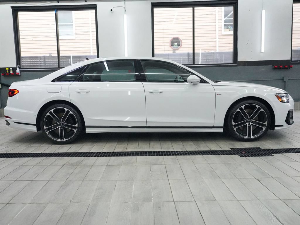 Used 2025 Audi A8 L 3.0T w/ Executive Package AWD/4WD image 5