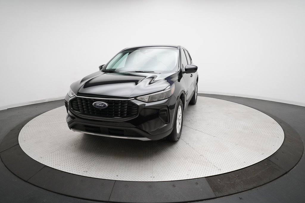 Used 2023 Ford Escape Active w/ Tech Pack #2 image 30