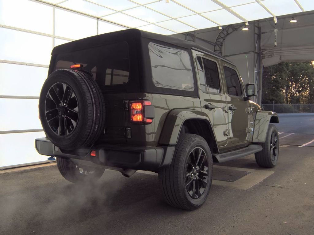 Used 2022 Jeep Wrangler Unlimited Sahara AWD/4WD image 2