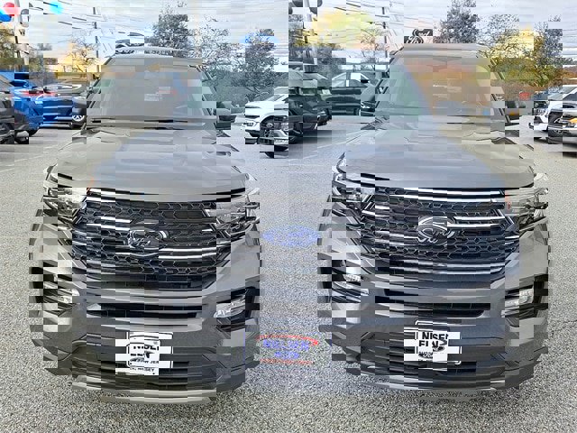 Certified 2022 Ford Explorer XLT w/ Equipment Group 202A image 21