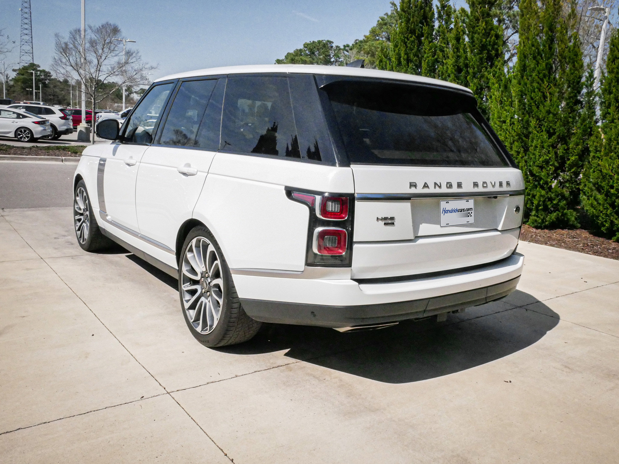 Used 2021 Land Rover Range Rover Westminster Edition image 8
